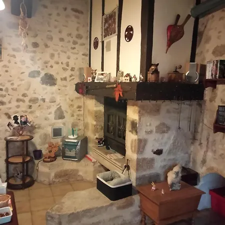 فندق مبيت وإفطار Chambres Chez L'Habitant *